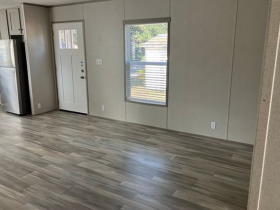 4th image of 2600 W Michigan Ave #44B