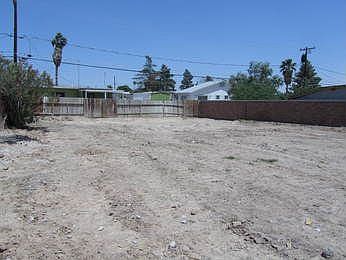 2nd image of 1400 Dogwood Ave