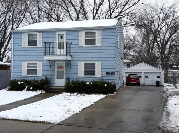 1551 Foeller Dr, Green Bay, WI 54302