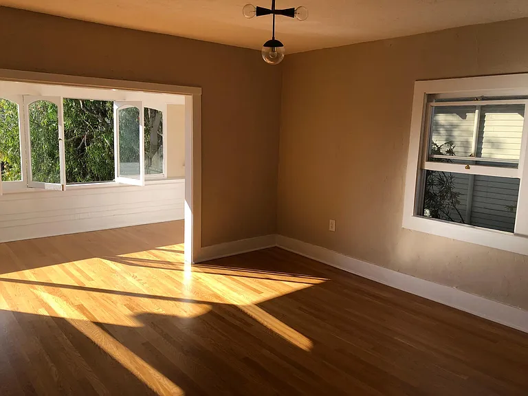 322 Market St — Photo 28