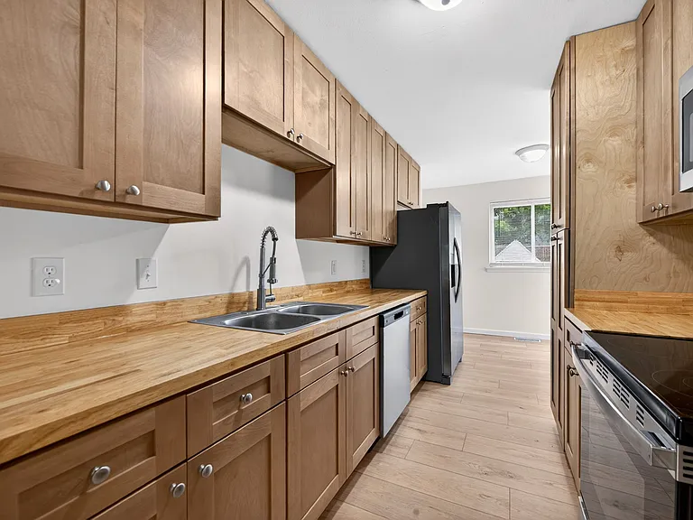 17 Hill Pl — Photo 8