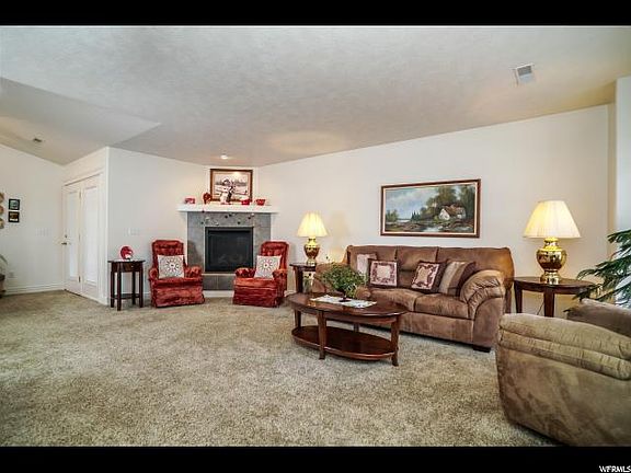 3rd image of 2443 N Williamsburg Ave