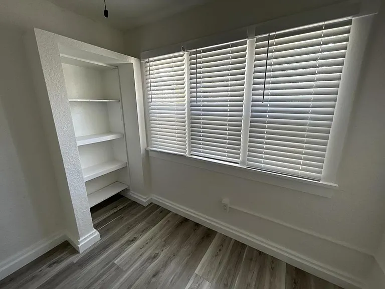 2102 Jefferson Ave — Photo 27