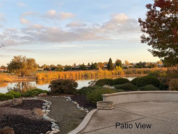 4th image of 950 Gold Nugget Cir