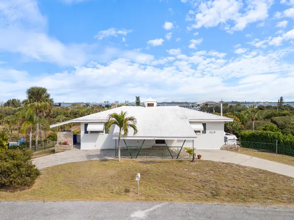 3575 NE Skyline Drive, Jensen Beach, FL 34957