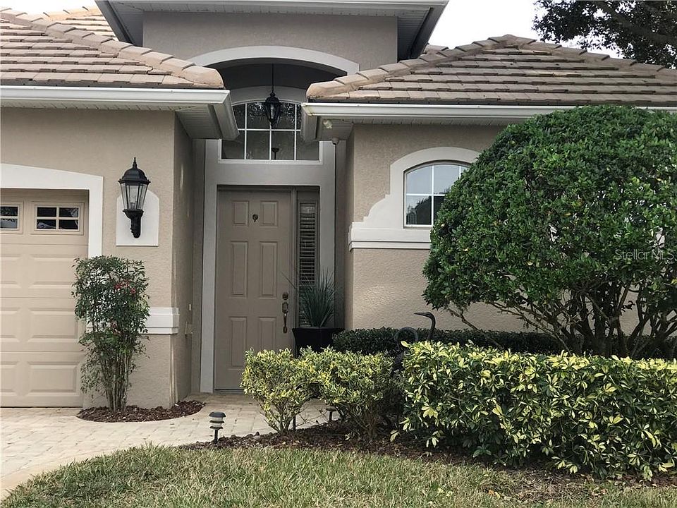 2nd image of 502 Newhall Ln