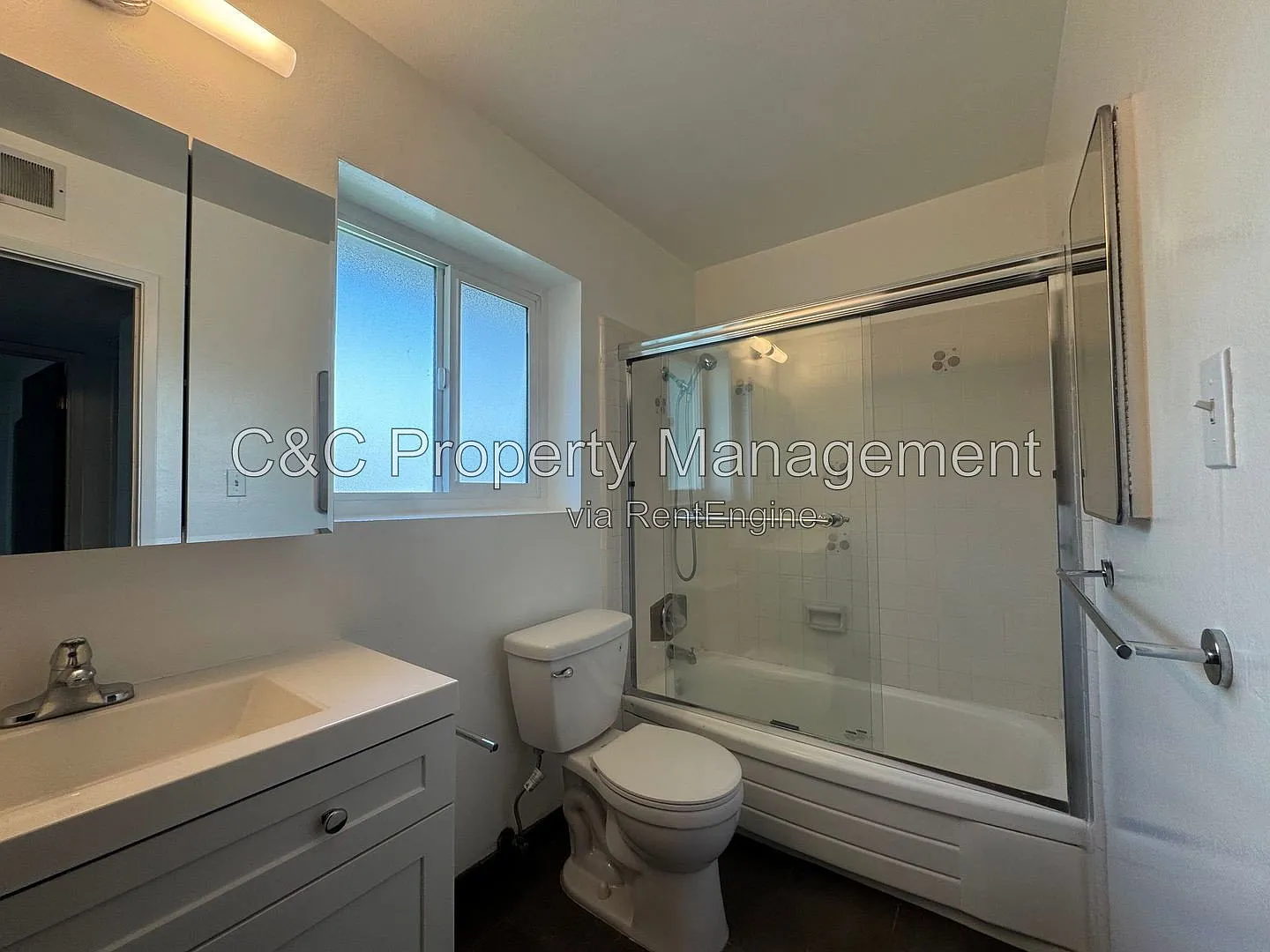 2 bed, 1.0 bath, $2,995 — Photo 3