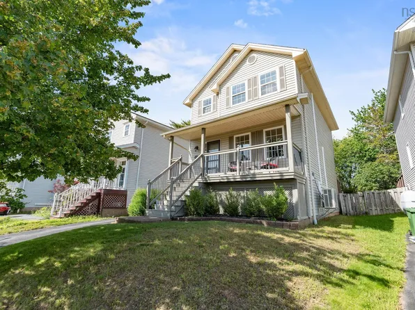 25 Aster Ct, Halifax, NS B3S 1G5