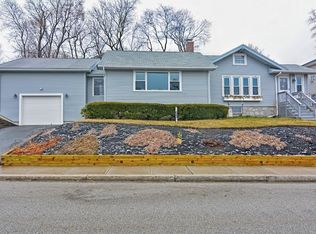 24 Indian Lake Pkwy, Worcester, MA 01605