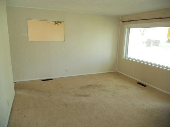 5th image of 4521 Maren Dr