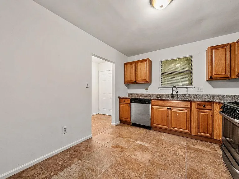 1353 Overlook Cv SE — Photo 6