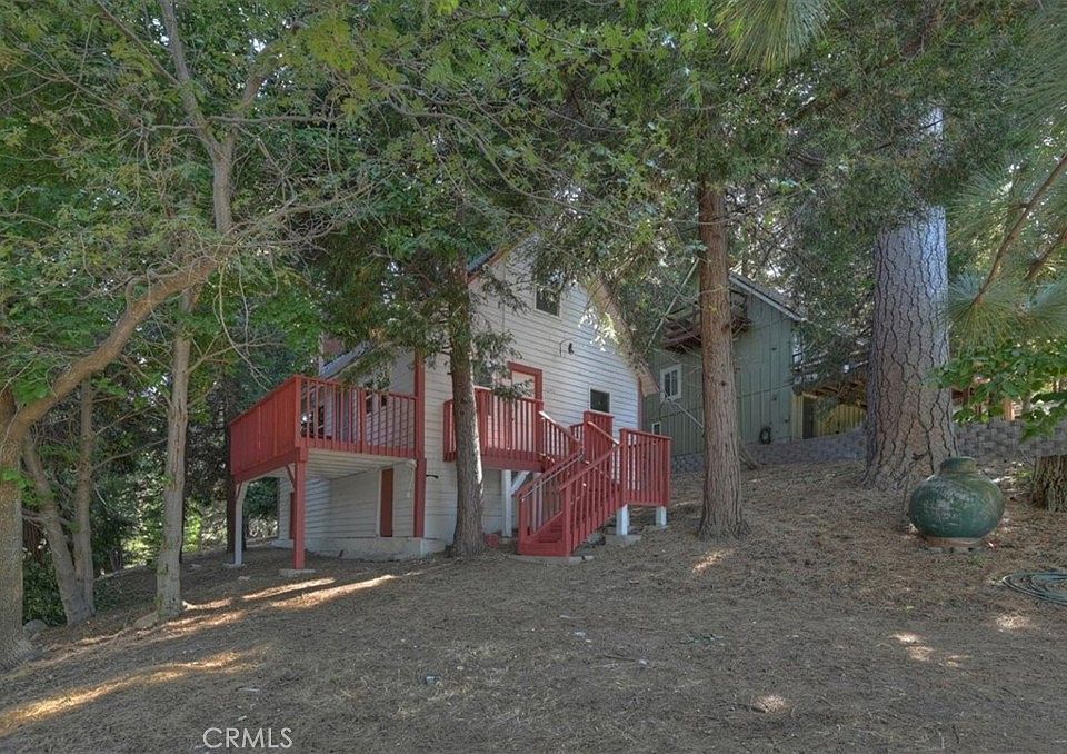 1st image of 22421 Pine Dr