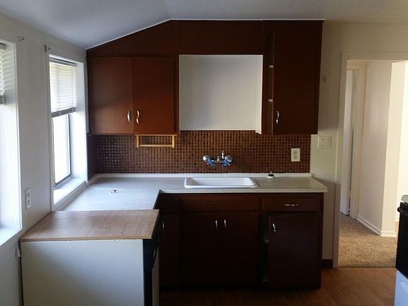 2nd image of 4223 164th St SW APT B