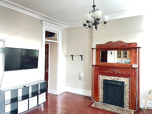 2nd image of 552 Putnam Ave Floor 2