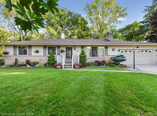 3425 Lomar Dr, Fort Gratiot, MI 48059