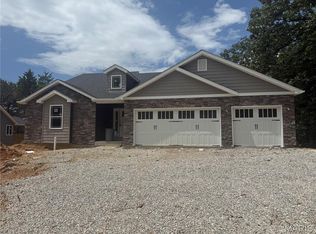 9551 Easy St, Hillsboro, MO 63050