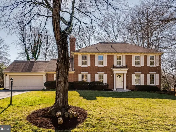 15227 Red Clover Dr, Rockville, MD 20853