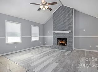 9139 Moss Cove Ct, Charlotte, NC 28227