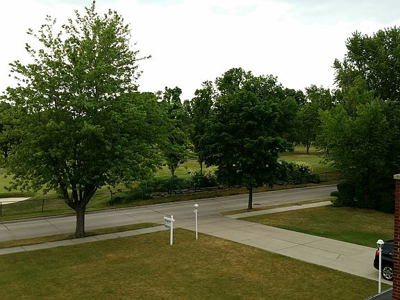 4th image of 1267 Sunningdale Dr