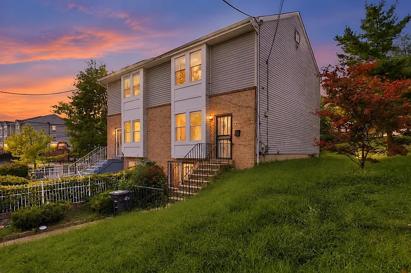 1 bed, 1.0 bath, 600 sqft, $1,200 — Photo 3