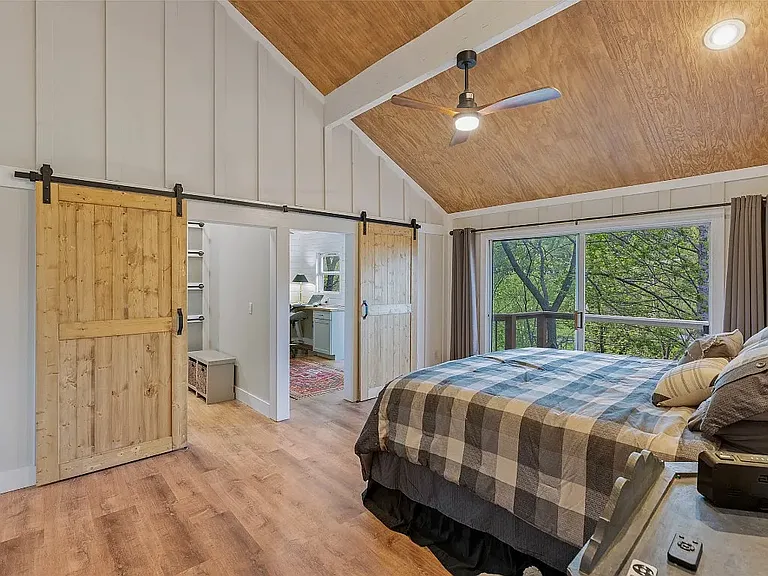 119 Heavens Gate Ln — Photo 18