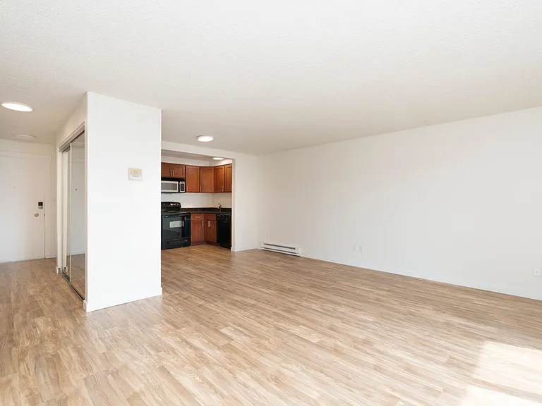 Queen Anne 9 — Photo 15