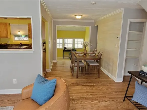 4948 Erskine St, Virginia Beach, VA 23462