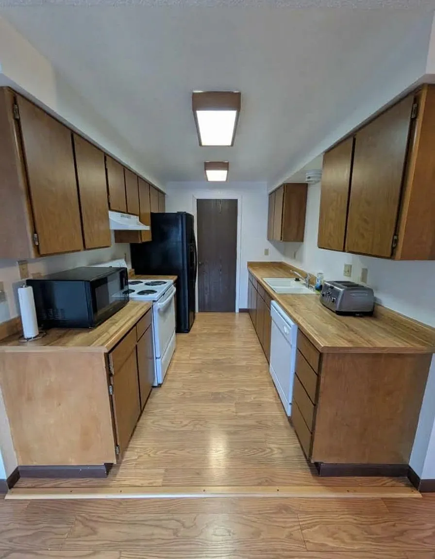 2 bed, 1092 sqft, $1,900 — Photo 1