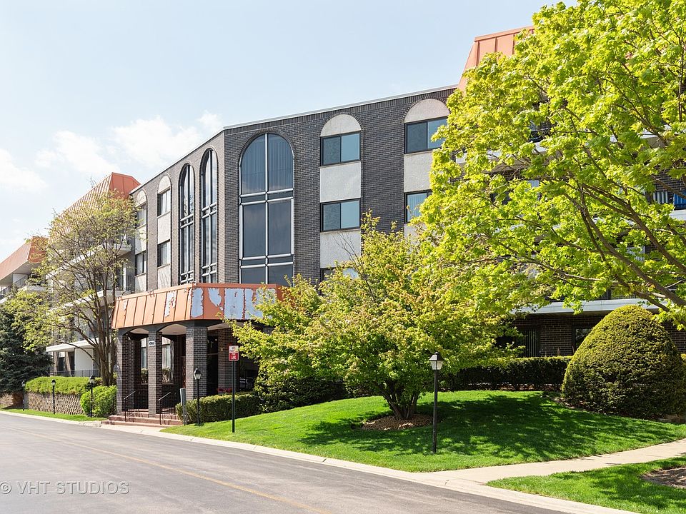 1st image of 4900 Foster St APT 201