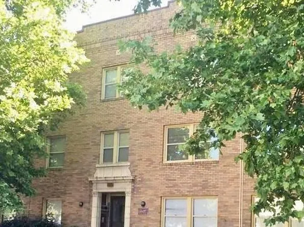 CharlesBee Apartments