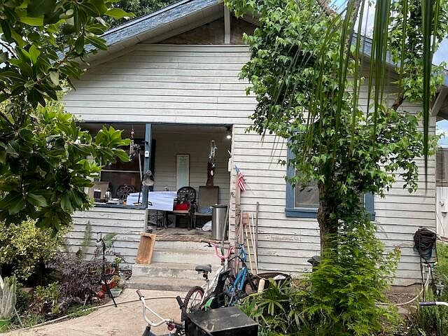 2nd image of 714 S Encina Street
