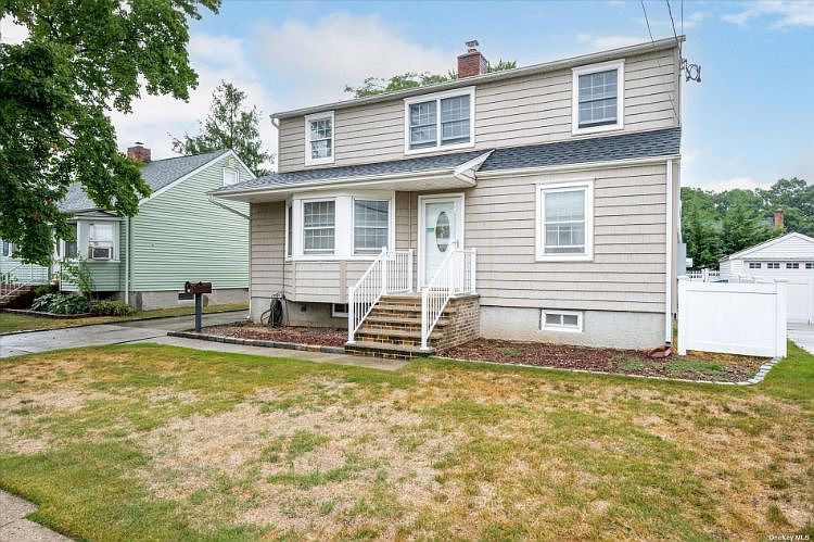 1st image of 22 Cambridge Ave