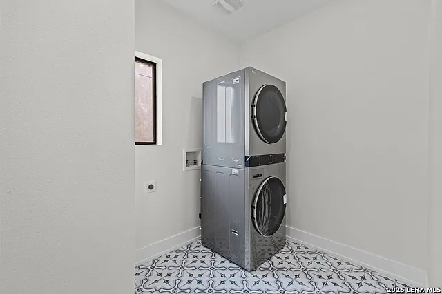 222 E Courtland Pl #1 — Photo 27