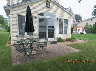 747 Glazier Rd, Chelsea, MI 48118