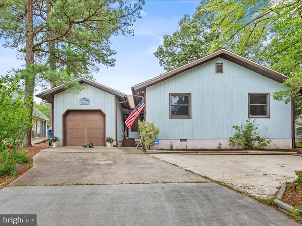 26 Driftwood Ln, Berlin, MD 21811