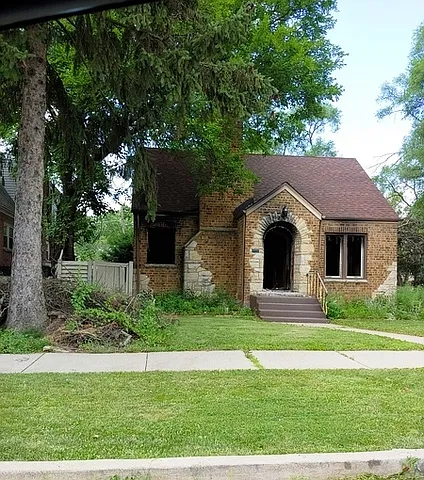 14518 Harvey Ave photo 1