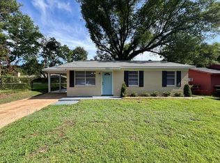 3526 Arnold Rd, Memphis, TN 38118