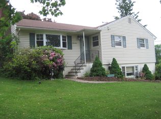 17 Hopatcong Ave, Mount Arlington, NJ