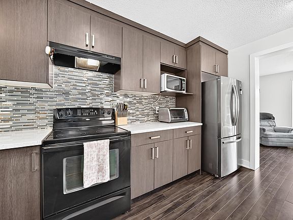 4th image of 2112 36th St NW