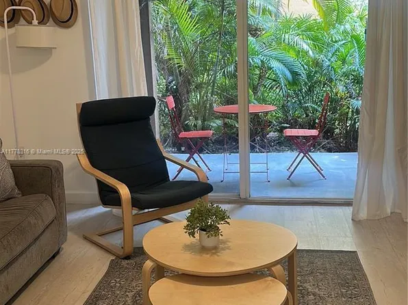 19877 E Country Club Dr #3105, Aventura, FL 33180