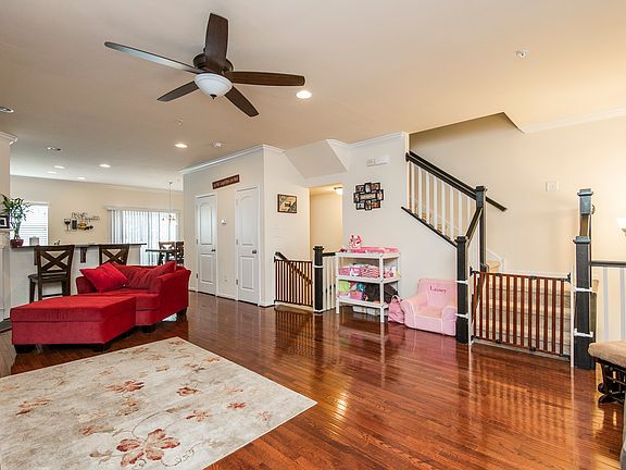 Living / Family Room