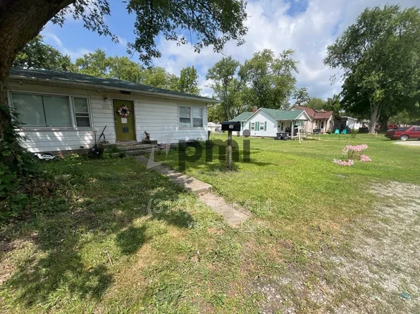 2613 Louise St, Anderson, IN 46016