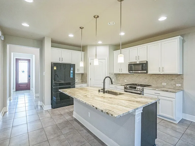 305 Crossvine Trl — Photo 5