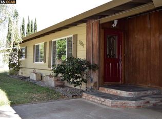 1821 Roberts Ct, Concord, CA 94521