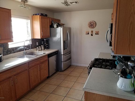 3rd image of 1845 W Horn Mesa Pl