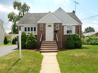 70 Pehle Ave, Saddle Brook, NJ 07663