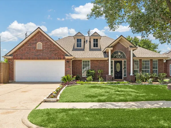 1602 Oak Place Ct, Pearland, TX 77581