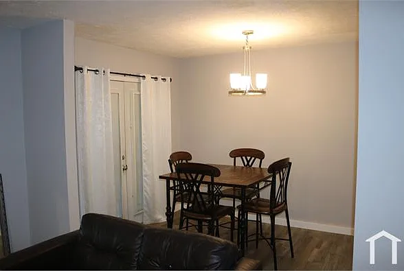 3830 Kensingwood Trce — Photo 10
