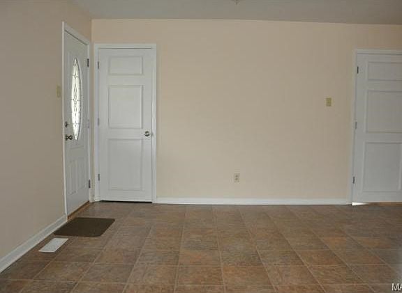 1st View Breakfast Room