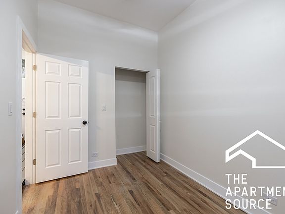 4th image of 1742 N California Ave #1F
